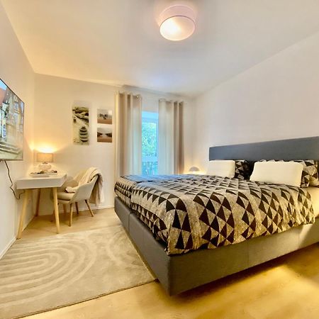 Sleep Well Apartments Detmold - Tempur Beds- Neu - Top Lage - Free Parking - Wifi Екстериор снимка