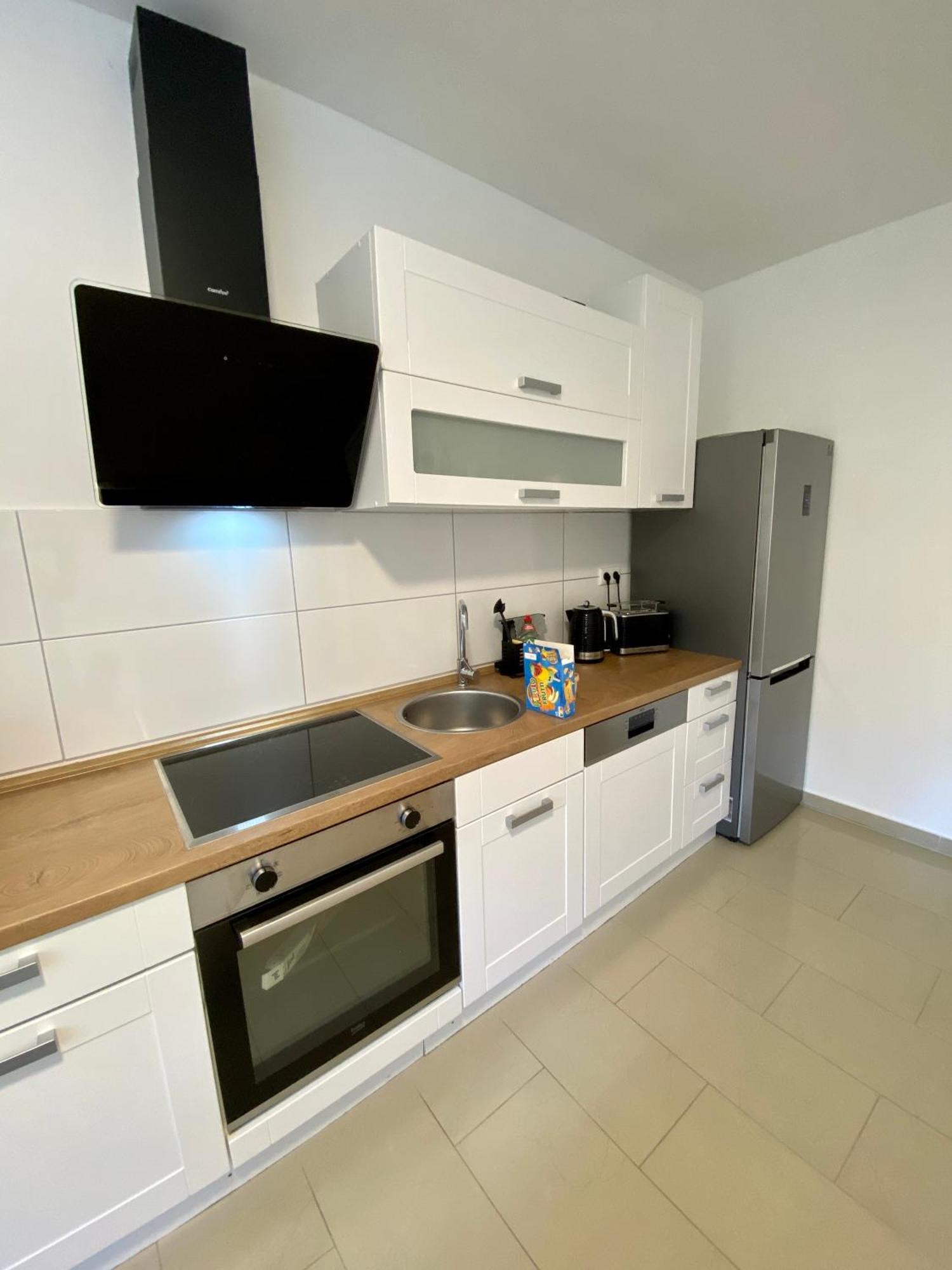Sleep Well Apartments Detmold - Tempur Beds- Neu - Top Lage - Free Parking - Wifi Екстериор снимка